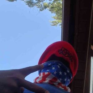 Meet your Posher, Nelson